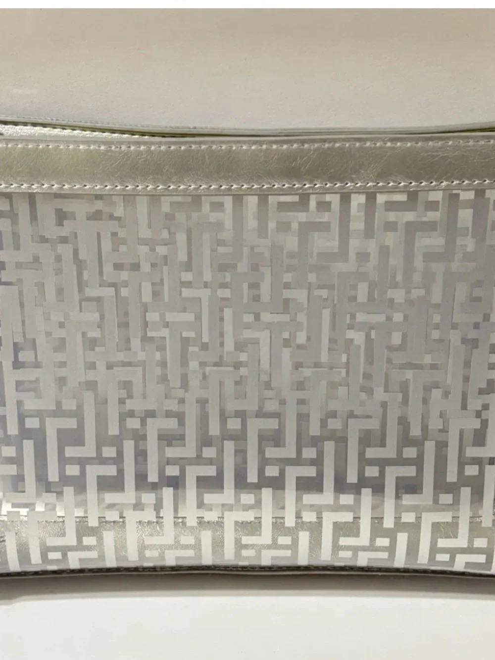 Trinny London Chepstow Makeup Bag Silver Clear Cosmetic Travel Case NWOT - Picture 2 of 4